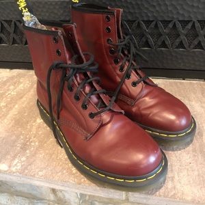 Dr Martens Cherry Red 1460